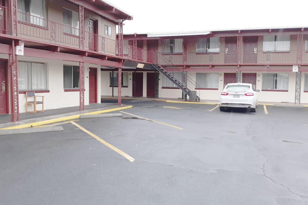 Oyo Hotel Pendleton Or Downtown Luaran gambar